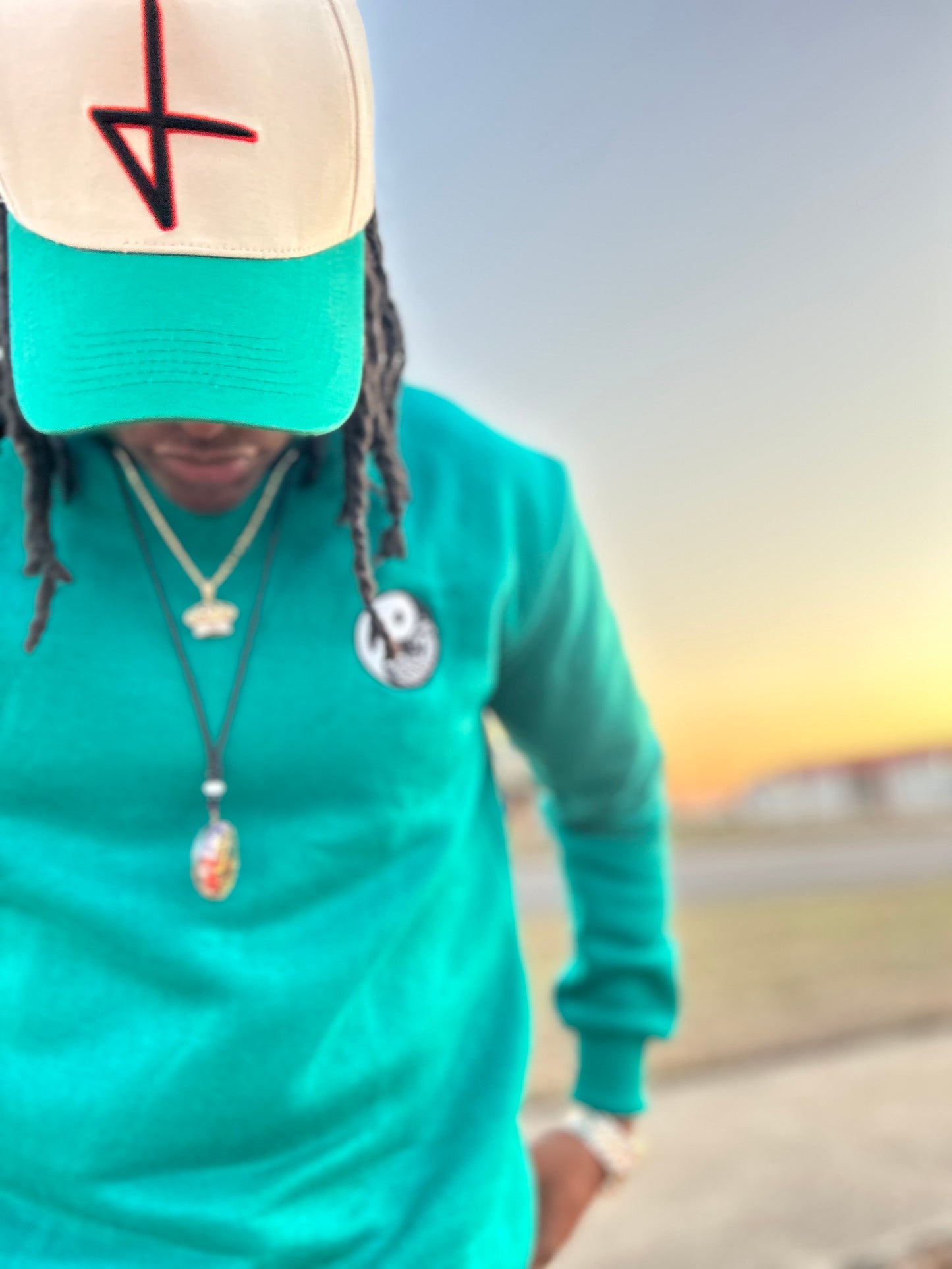 Lord Jordvn X PEGSTYLES YING YANG WATERS TURTLENECK SWEATERS